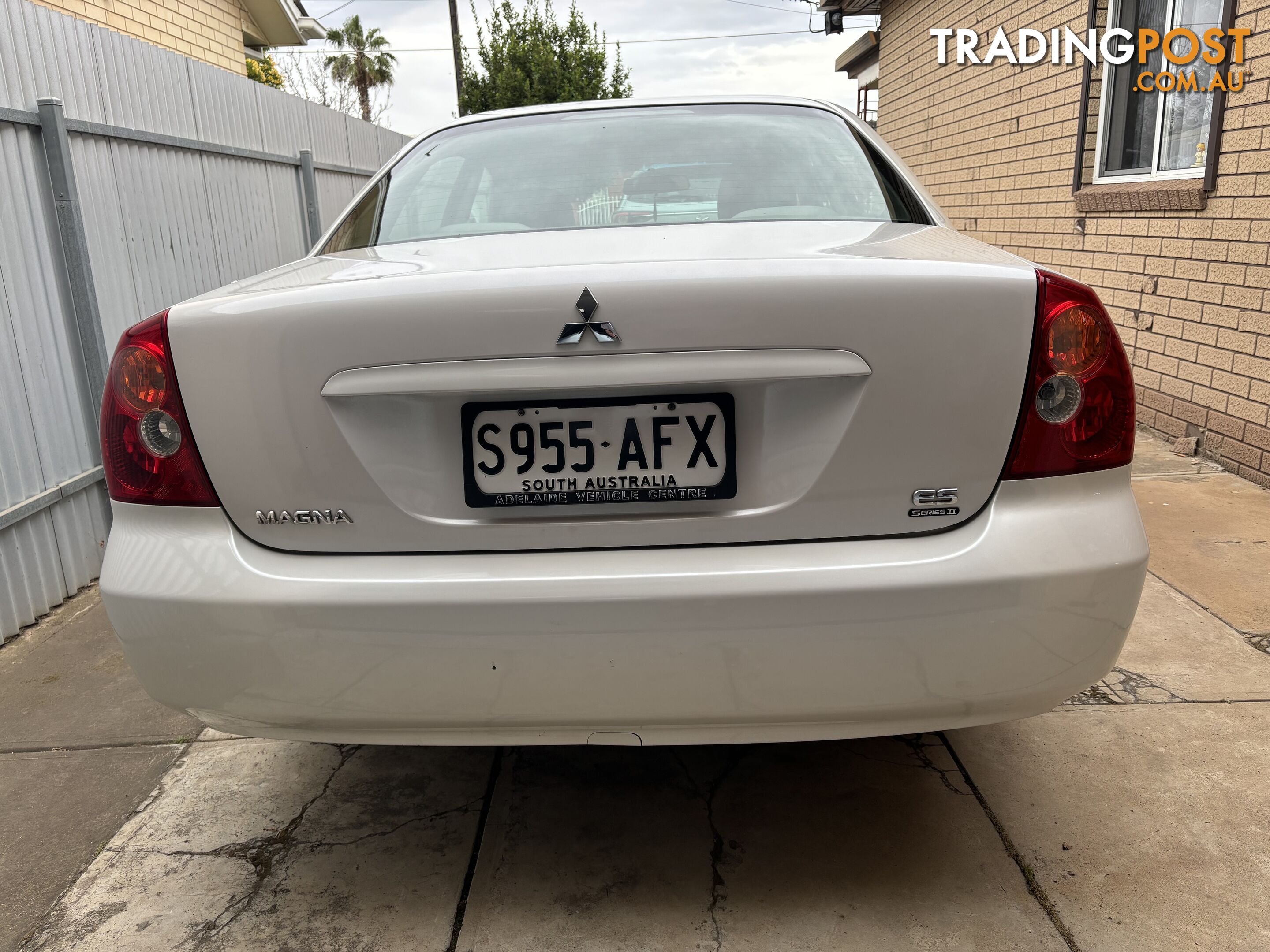 2005 MITSUBISHI MAGNA ES 4 SP AUTO SPORTS MODE 4D SEDAN