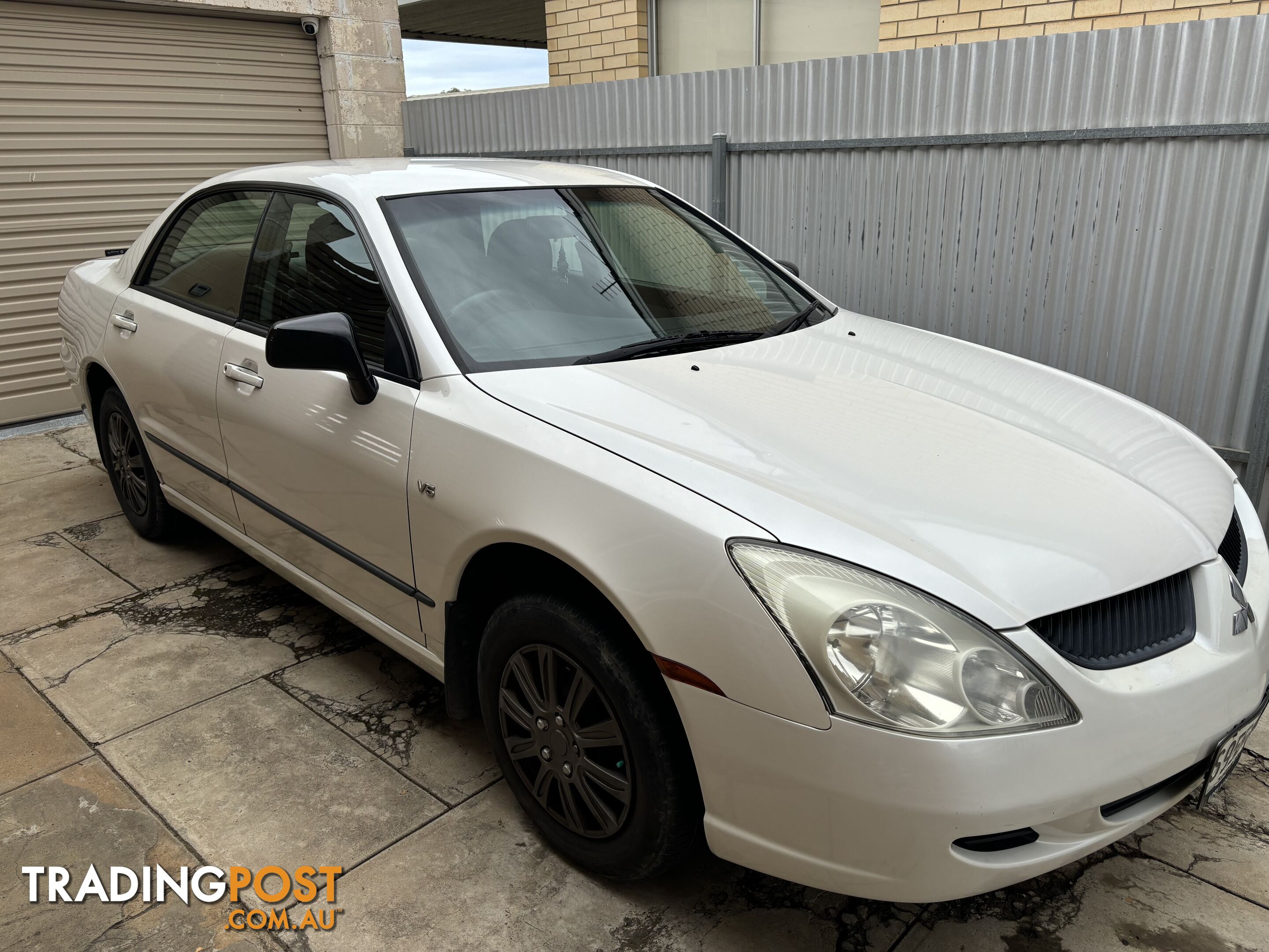 2005 MITSUBISHI MAGNA ES 4 SP AUTO SPORTS MODE 4D SEDAN