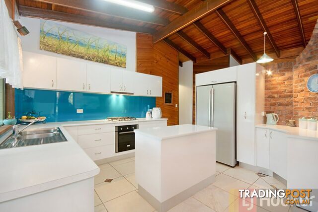 14 The Peninsula YAMBA NSW 2464