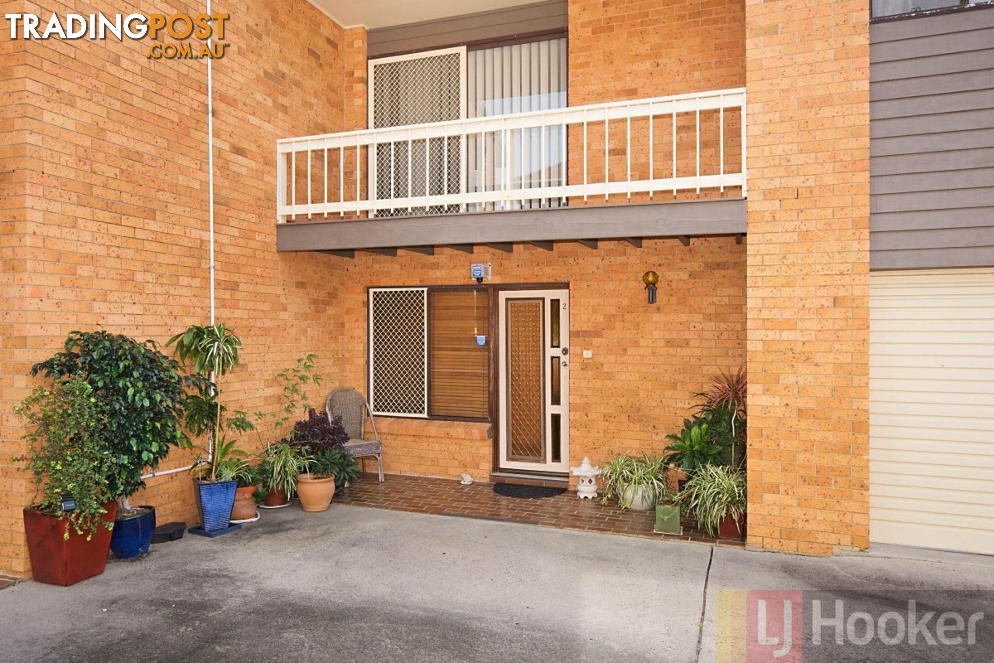 Unit 2/2 Waratah Avenue YAMBA NSW 2464