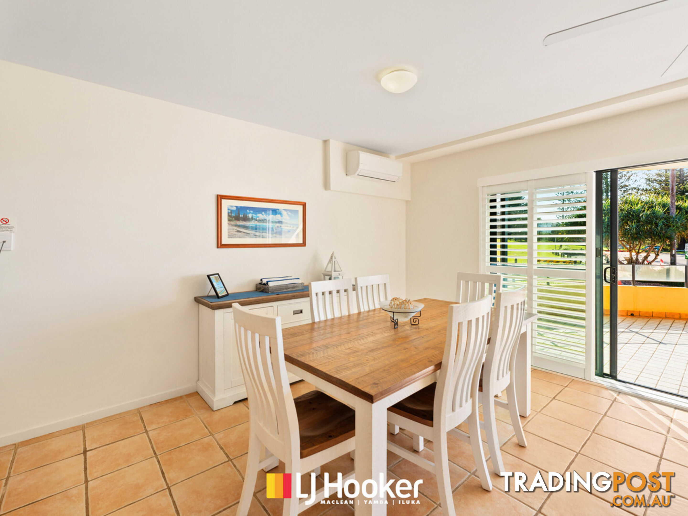 2/4 Queen Street YAMBA NSW 2464