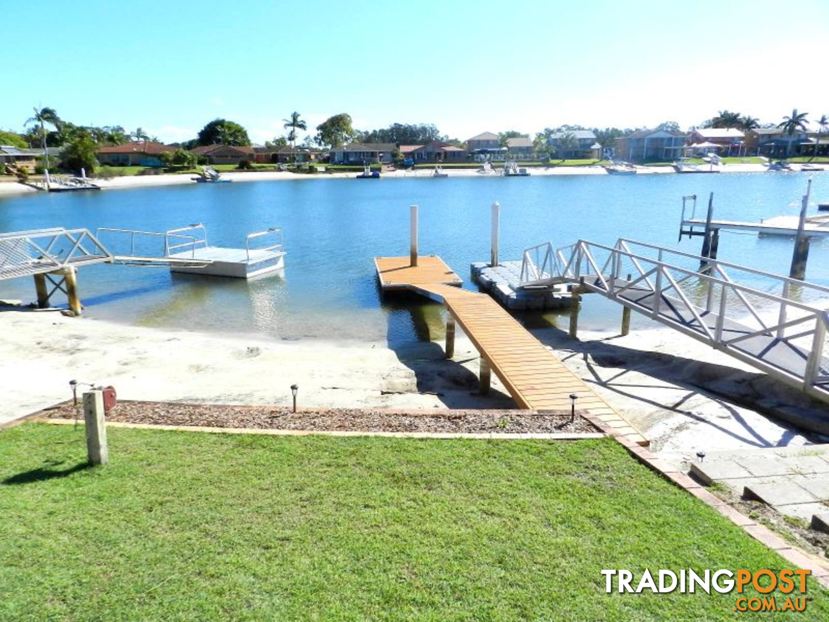 Pelican Shores/13 Binnacle Court YAMBA NSW 2464