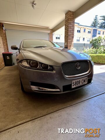 2014 Jaguar XF Sedan.
