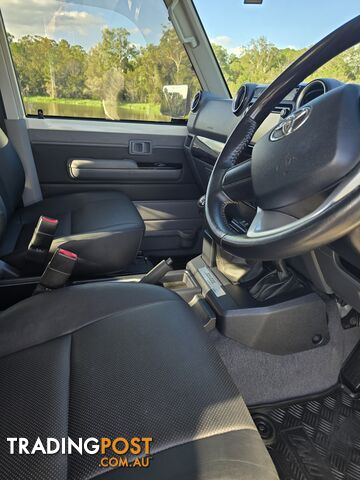 2021 Toyota LandCruiser 79 Series V8 Manual – 70th Anniversary – One Owner – 48,869 km - photo 3 of 7