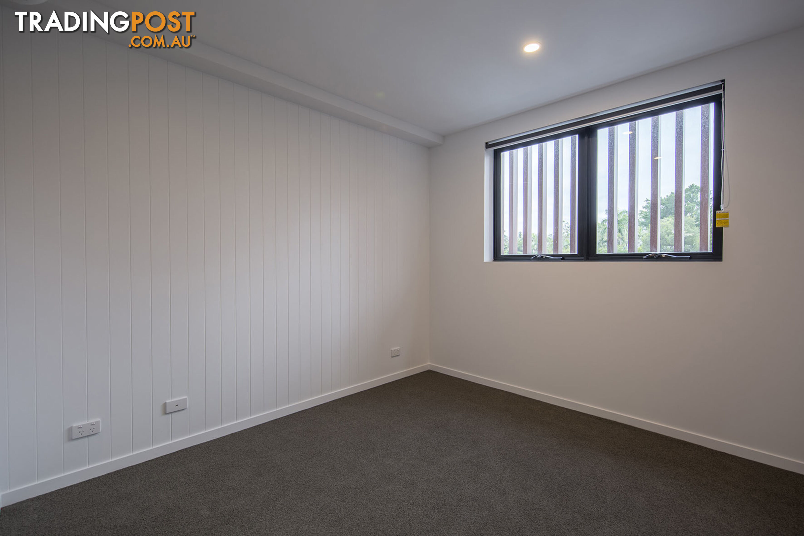 1 Hart Street ASHMORE QLD 4214