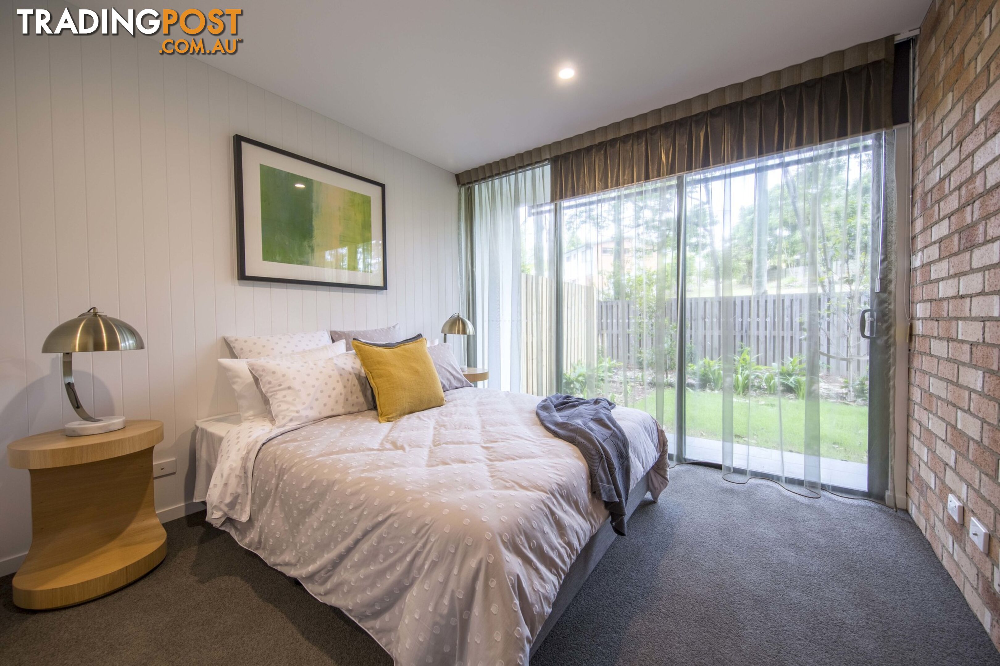 1 Hart Street ASHMORE QLD 4214