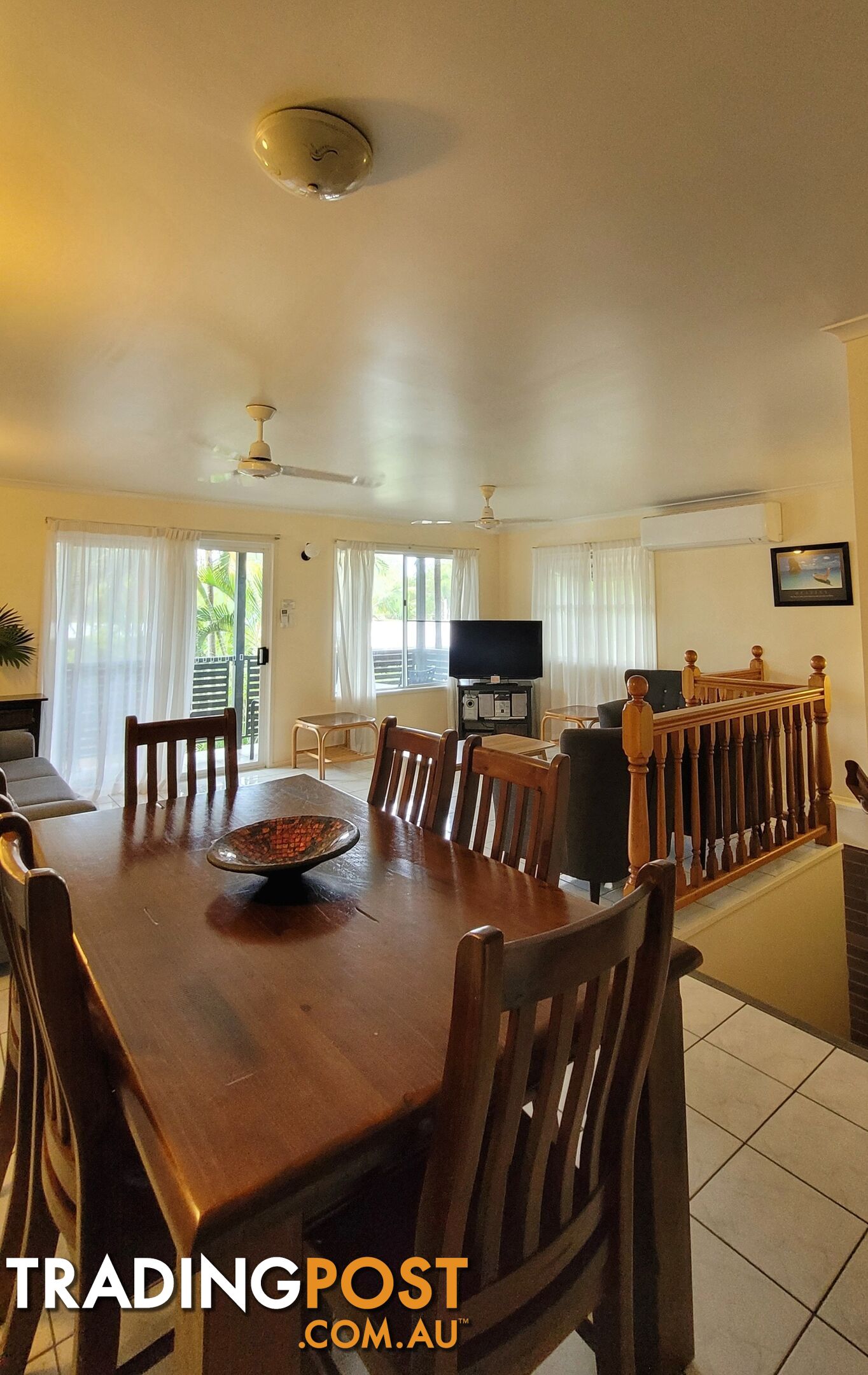 36 26 Bourke BLACKS BEACH QLD 4740