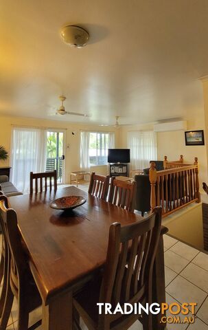 36 26 Bourke BLACKS BEACH QLD 4740