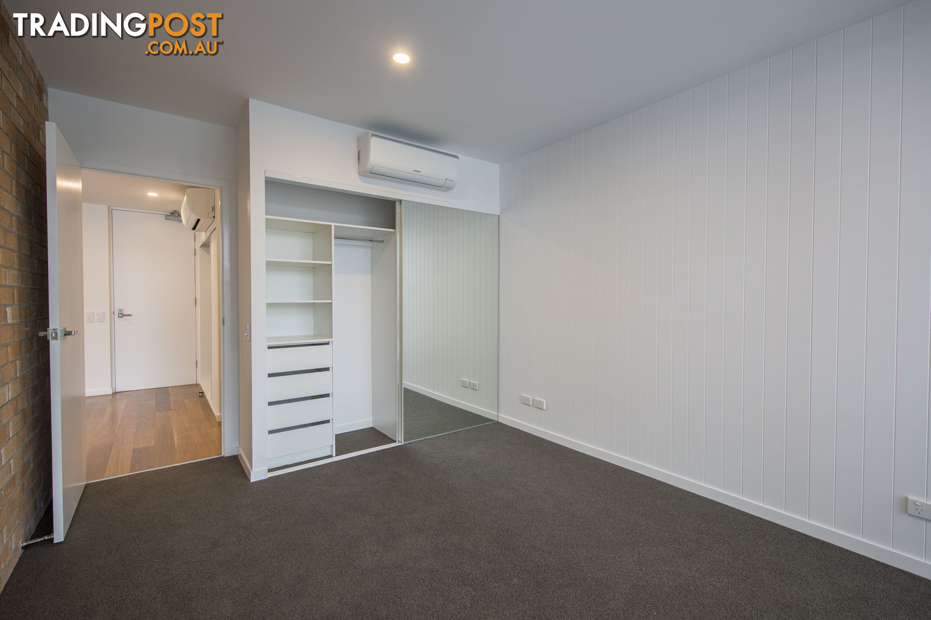 1 Hart Street ASHMORE QLD 4214