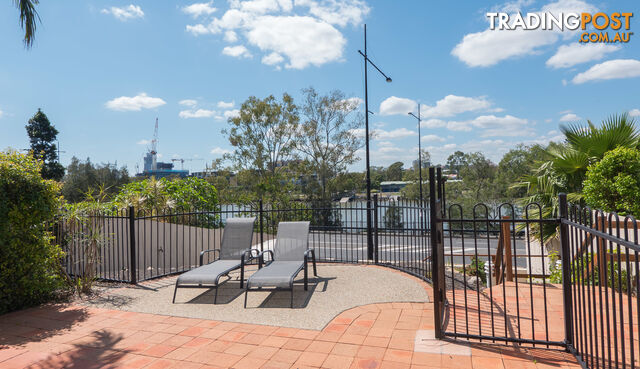 18 Dunmore Terrace, Auchenflower AUCHENFLOWER QLD 4066