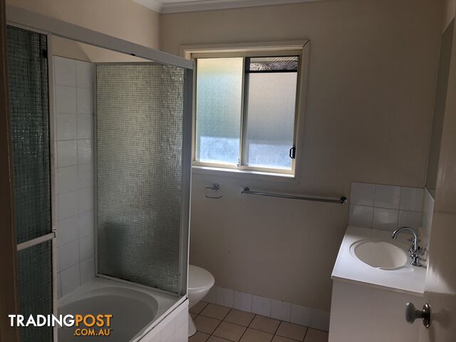 05 110-114 Road HILLCREST QLD 4118