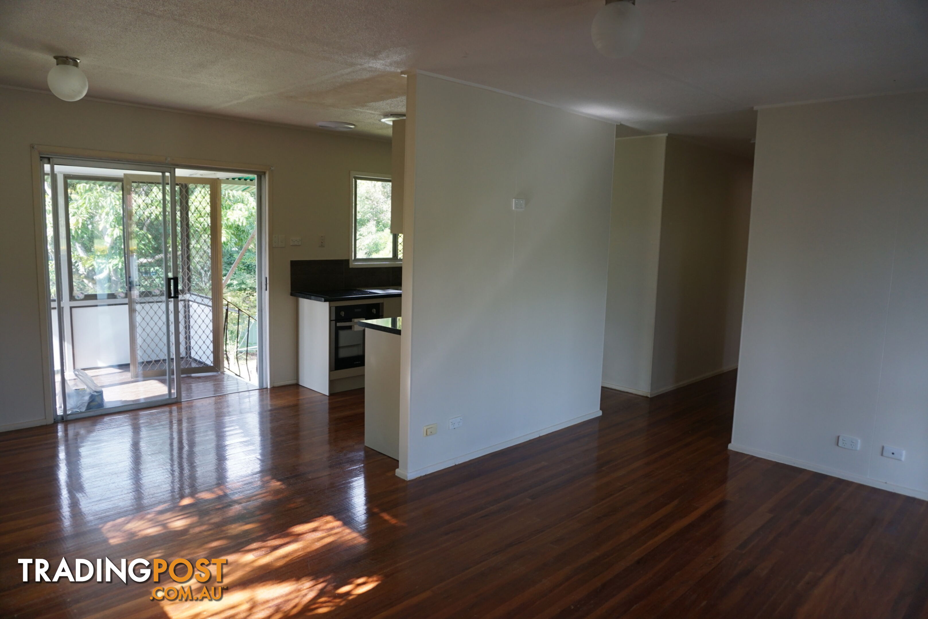 10 Christopher Street SUNNYBANK HILLS QLD 4109