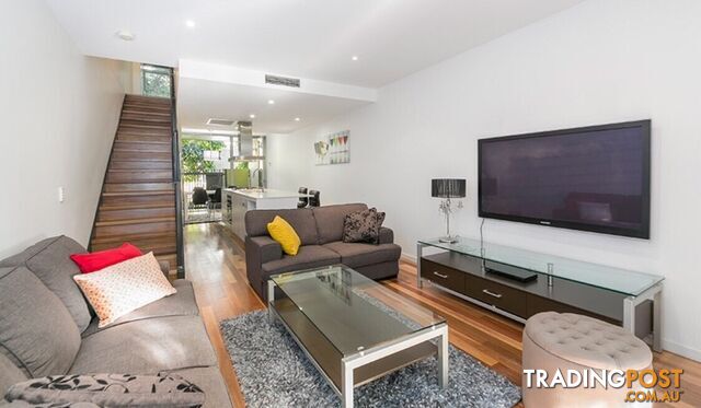 4w 28 Cordelia St SOUTH BRISBANE QLD 4101