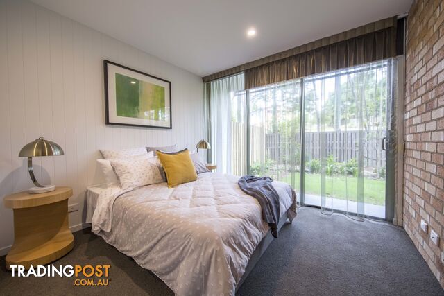 1 Hart Street ASHMORE QLD 4214