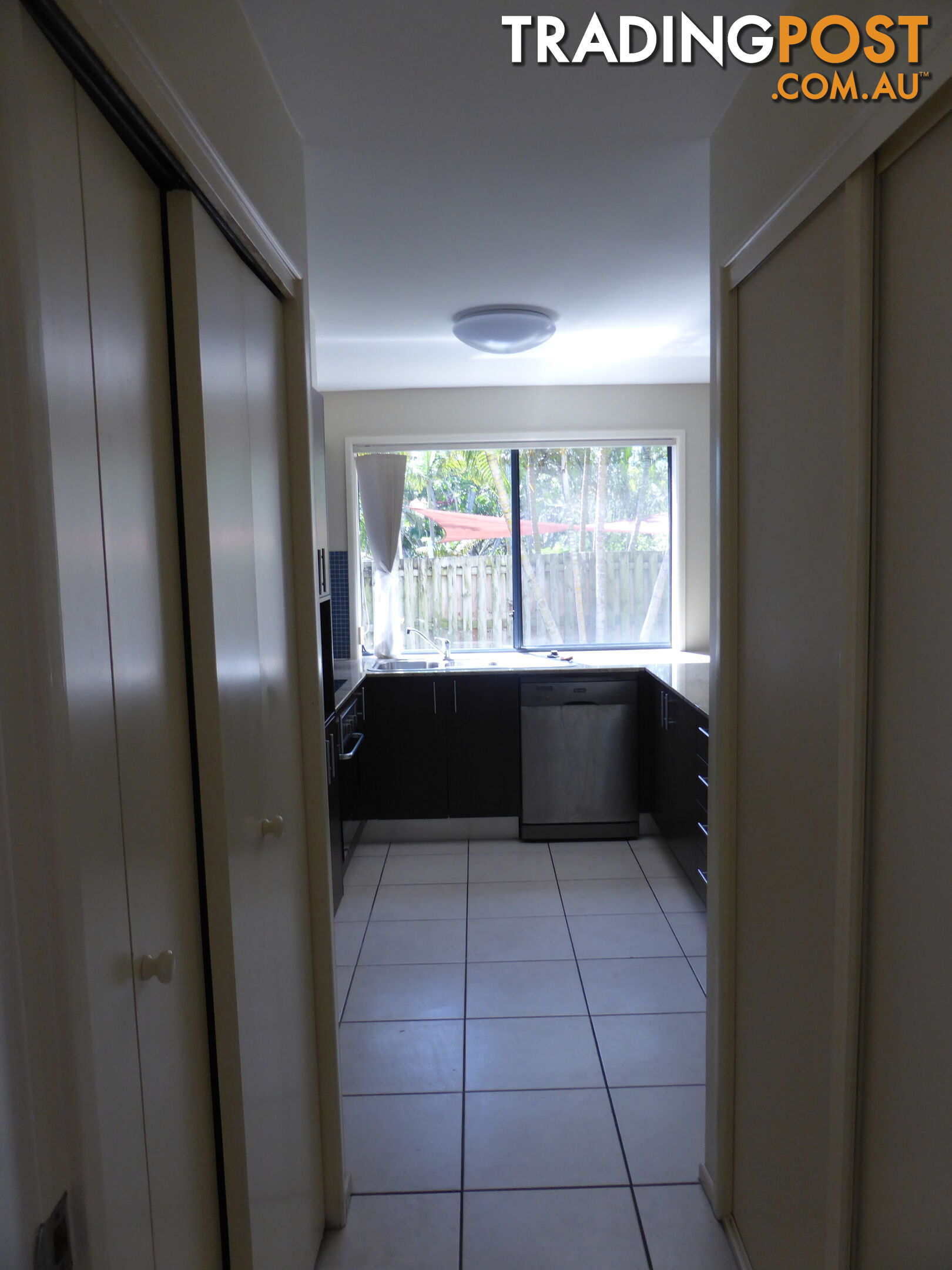 6 170 Whiting Street LABRADOR QLD 4215