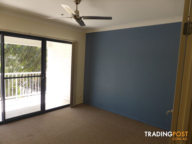 6 170 Whiting Street LABRADOR QLD 4215