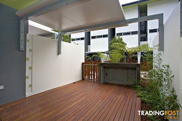 9w 28 Cordelia St SOUTH BRISBANE QLD 4101