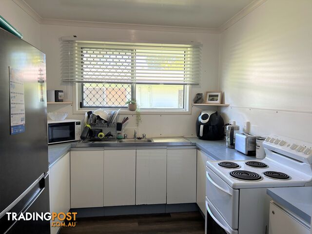 10 Centenary Dr Sth MIDDLEMOUNT QLD 4746