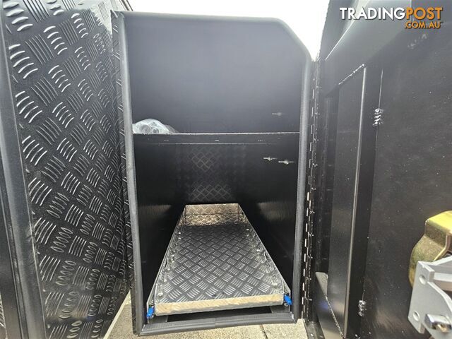 2023 LOTUS CARAVANS TROOPER CARAVAN 17'6D 2 AXLE