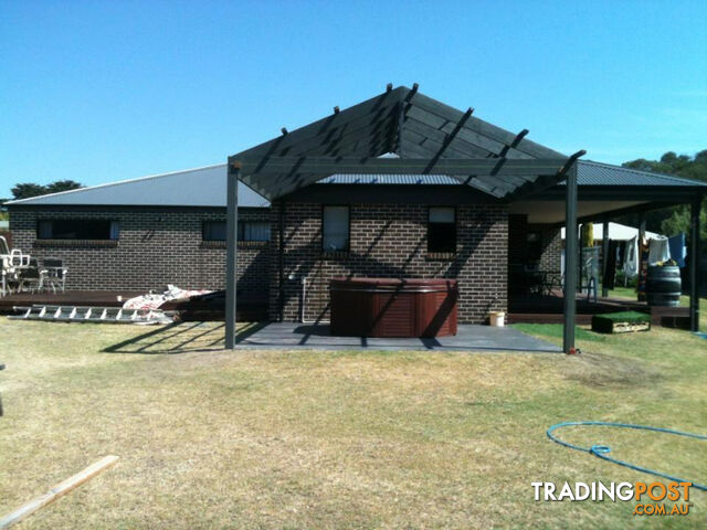 Carports and Pergolas, Rye, VIC - photo 4 of 6