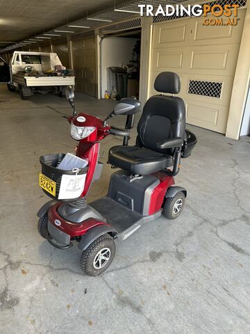 Mobility Scooter - Merits Peak Pioneer 11