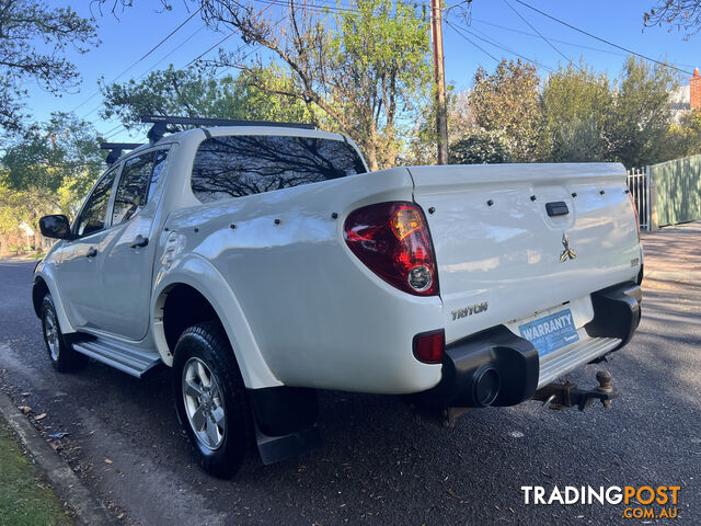 2013 Mitsubishi Triton MN MY13 GLX (4x4) Ute Manual