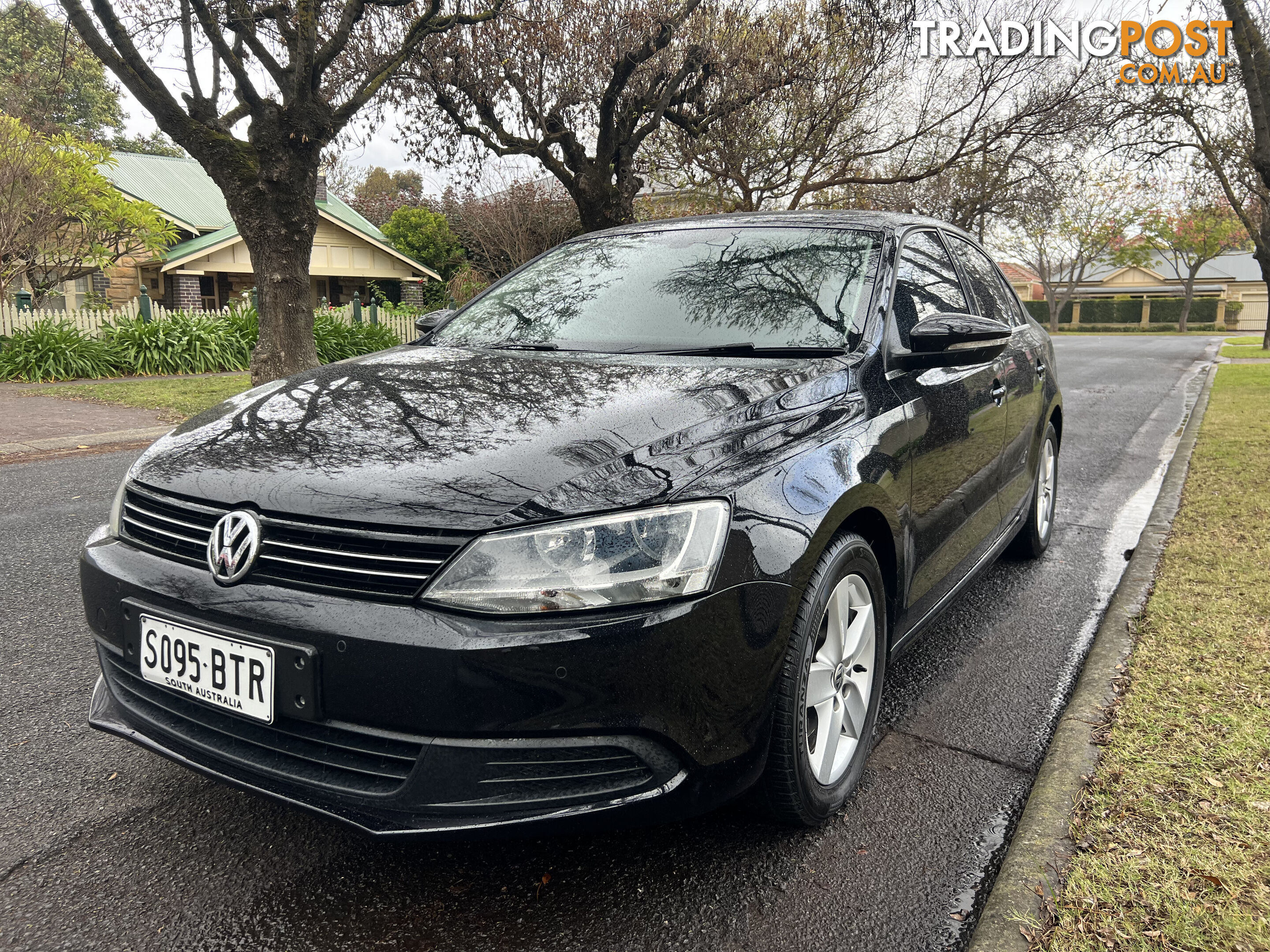 2013 Volkswagen Jetta 1KM MY13.5 103 TDI COMFORTLINE Sedan Automatic