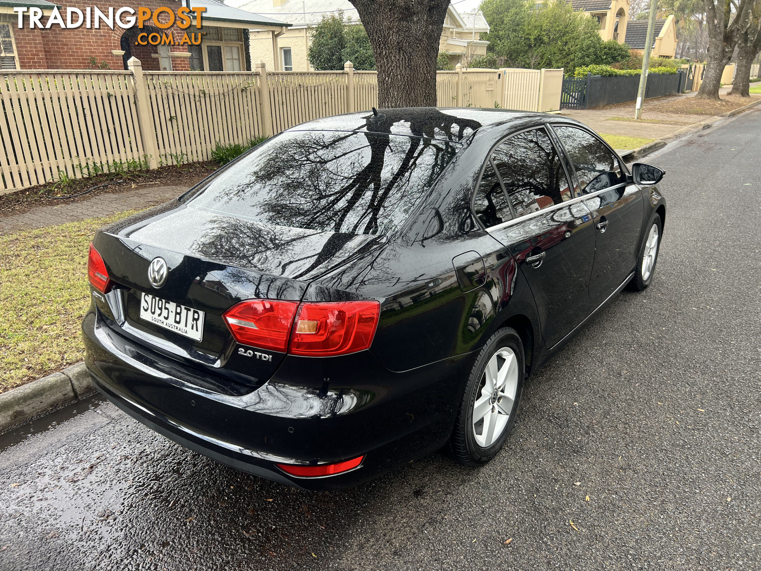 2013 Volkswagen Jetta 1KM MY13.5 103 TDI COMFORTLINE Sedan Automatic