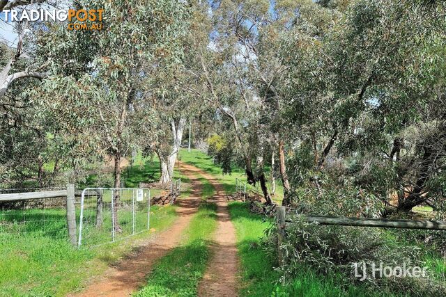 669 Reen Road GIDGEGANNUP WA 6083