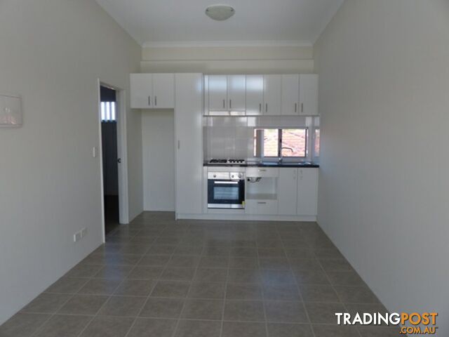 Unit 10/13 Spring Avenue MIDLAND WA 6056