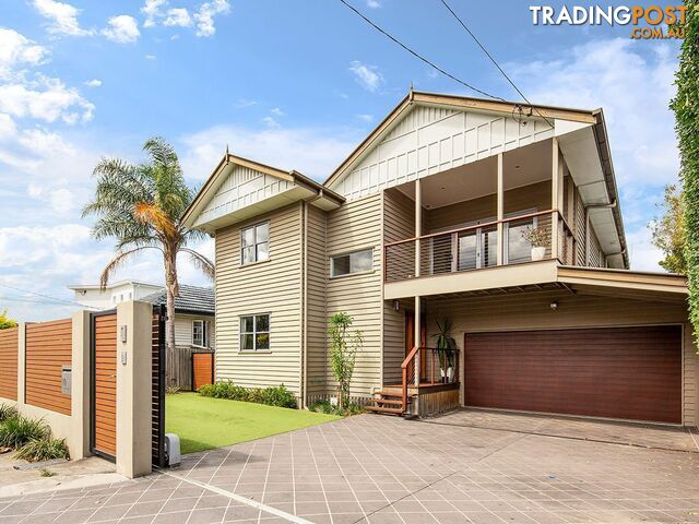 10 Newcastle Street FAIRFIELD QLD 4103