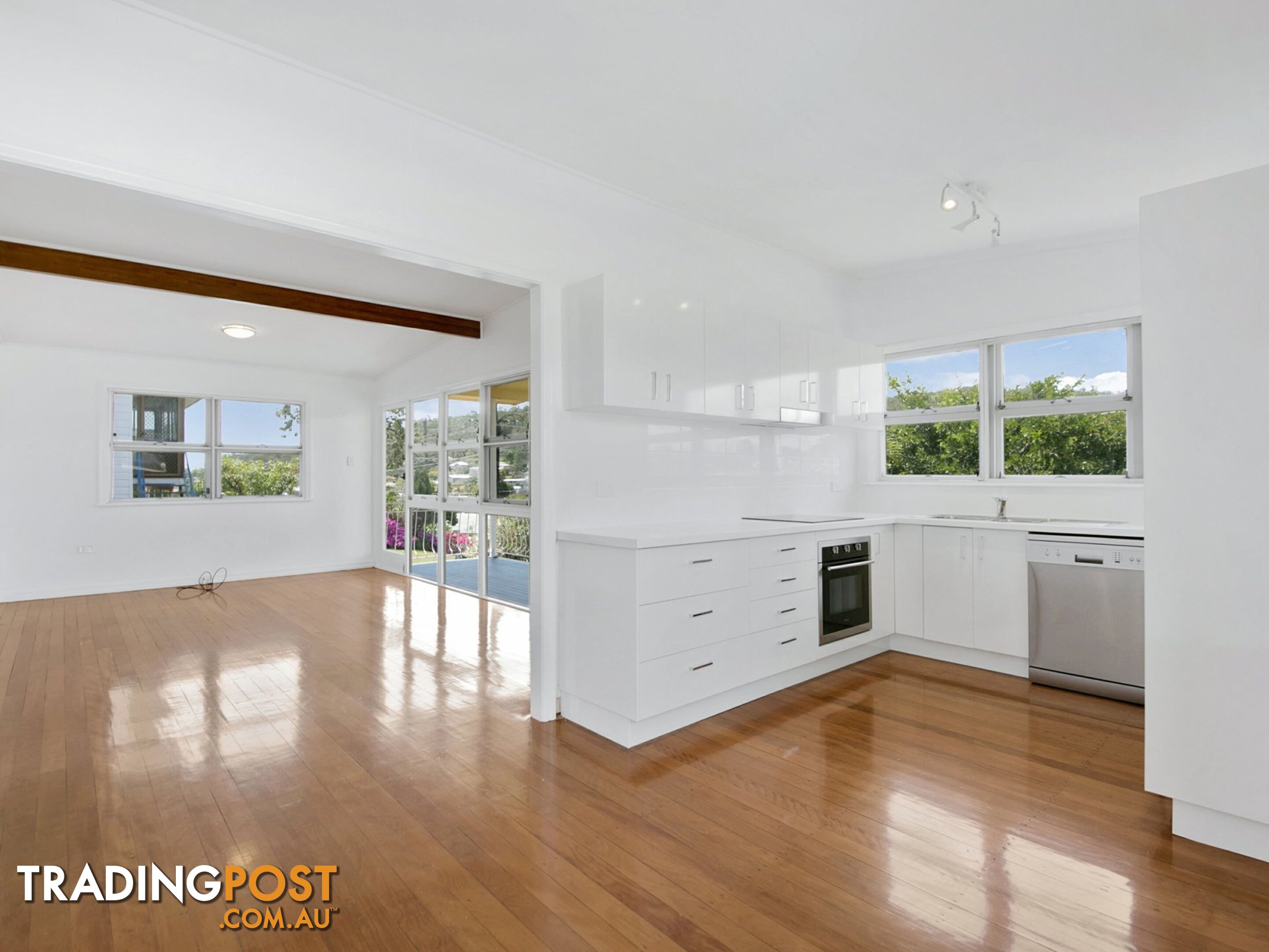 110 Fegen Drive MOOROOKA QLD 4105