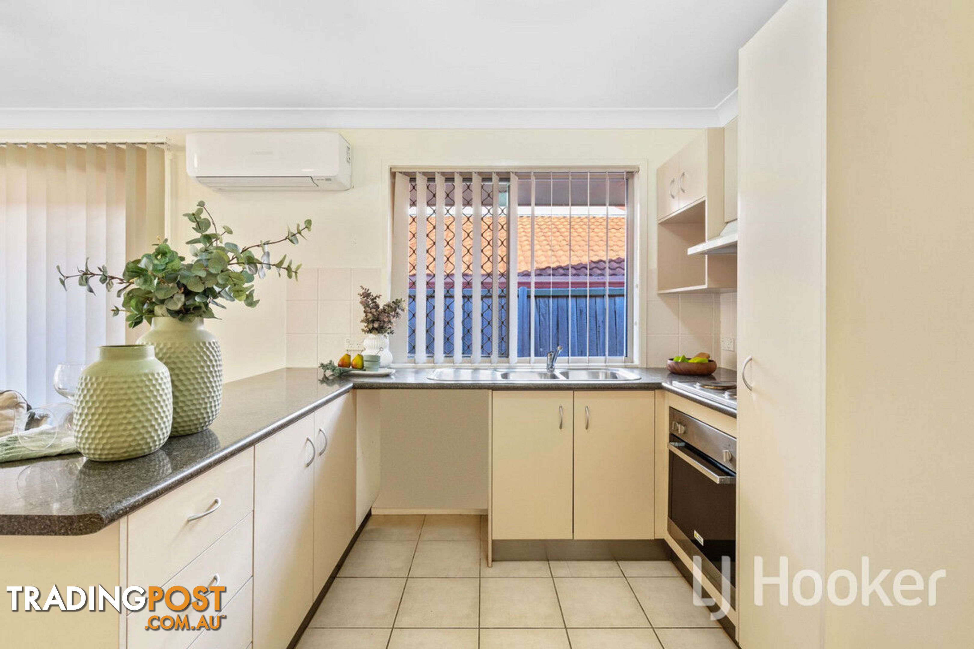 13/12 Collins Street BRASSALL QLD 4305