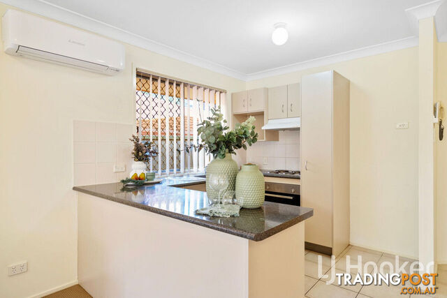 13/12 Collins Street BRASSALL QLD 4305