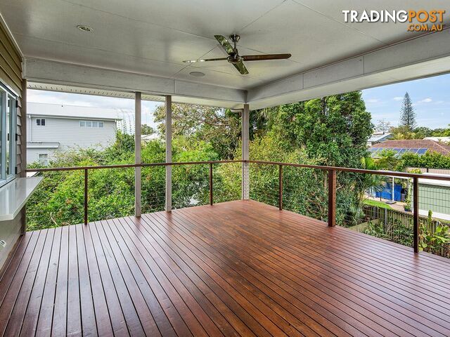 10 Newcastle Street FAIRFIELD QLD 4103