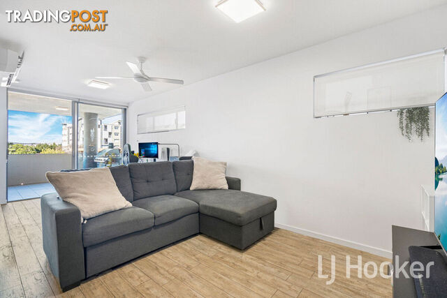 10/17 Carl Street WOOLLOONGABBA QLD 4102