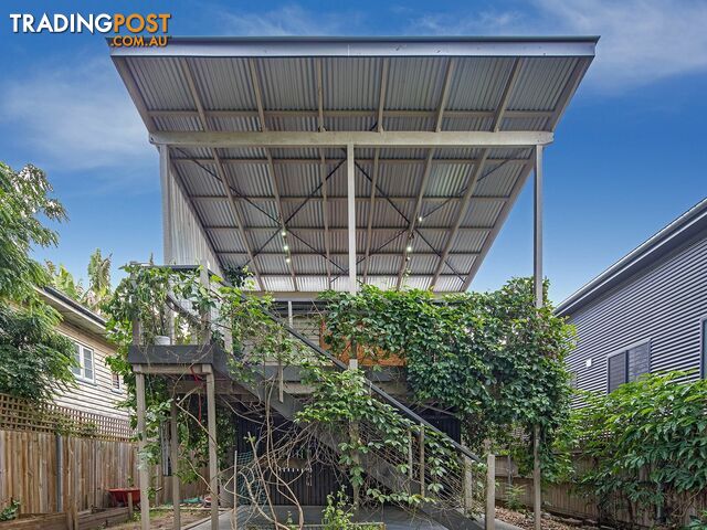 16 Flower Street WOOLLOONGABBA QLD 4102