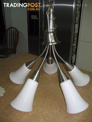5 arm Chandeliers lamps including - photo 2 of 9
