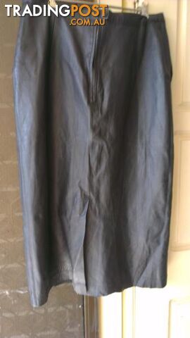 Dark gray Skirt under knee length - Luxury soft leather - photo 2 of 3