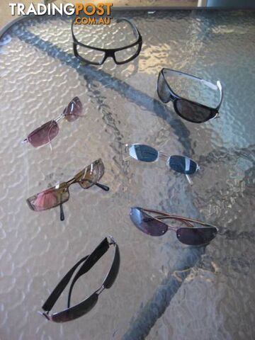 6 Sunglasses - photo 4 of 4