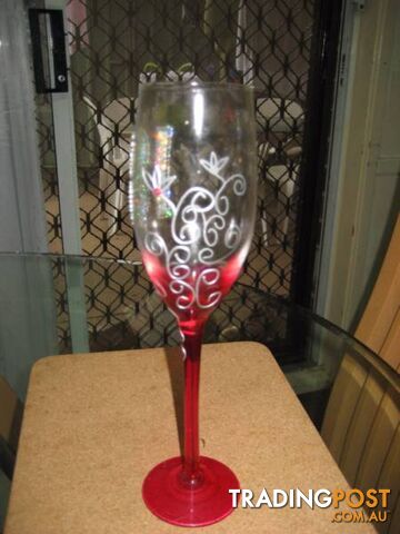 18th Birthday Clear Wine Glass Purple Drinking Party Celebration - photo 2 of 4