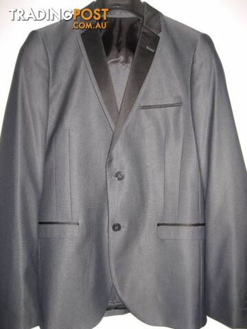 Brand New Muller's Men suit dark Gray - 2pc