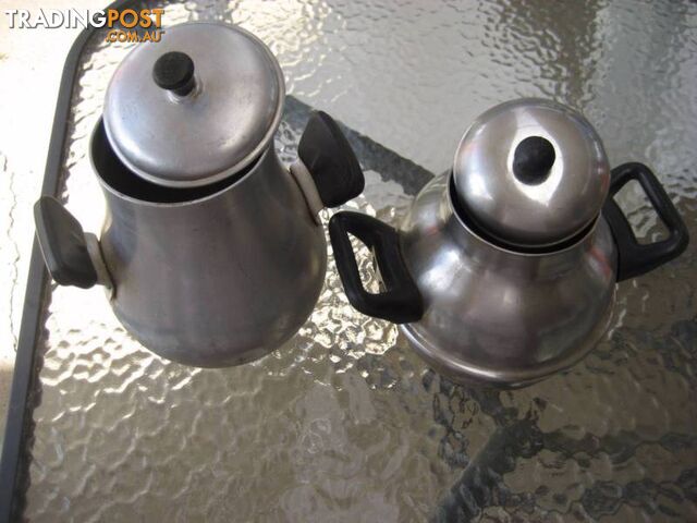2 Vintage Cooker - Stainless and Aluminum - $30 both - photo 3 of 4
