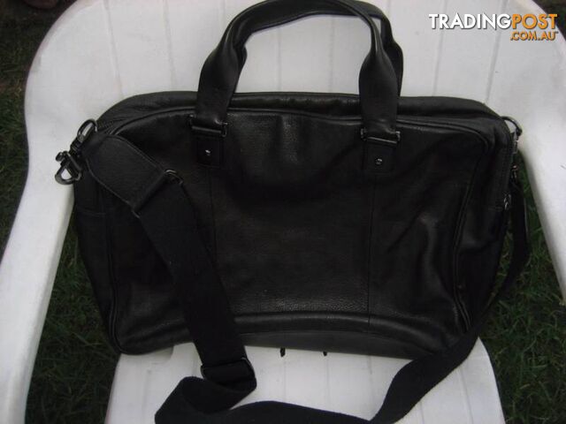 SABA Laptop black Leather Bag - photo 4 of 10