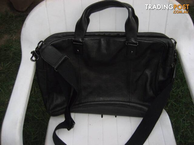 SABA Laptop black Leather Bag - photo 3 of 10