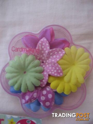 2 Cardmaking Summer Shimmer 4 Stylish Colours And Flowers $10 All
$10.00 - photo 3 of 3
