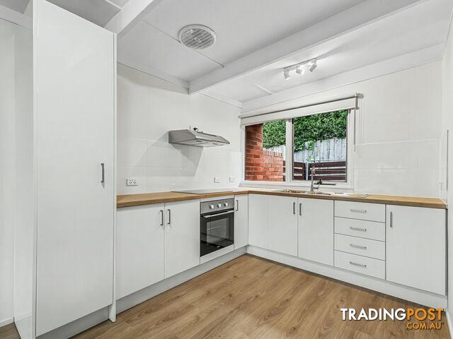 1/71 Warrandyte Road RINGWOOD VIC 3134 - photo 4 of 9
