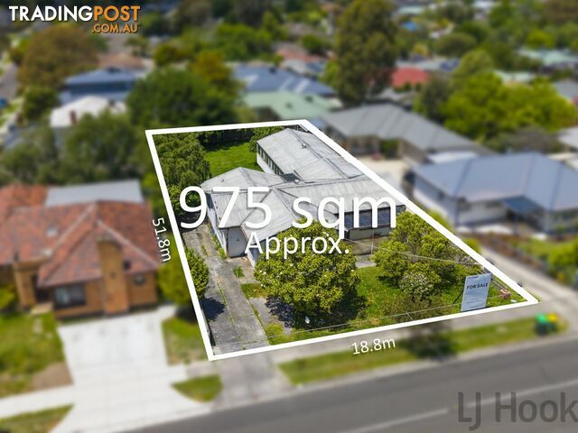 9 Stradbroke Road BORONIA VIC 3155