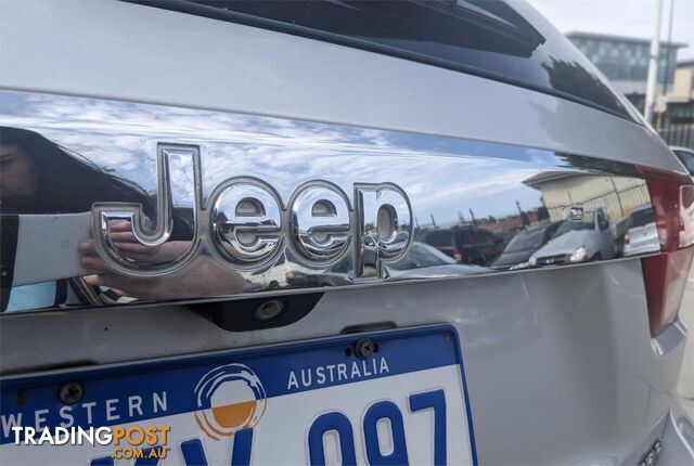 2012 JEEP GRANDCHEROKEE LIMITED(4X4) WK 4D WAGON - photo 4 of 7