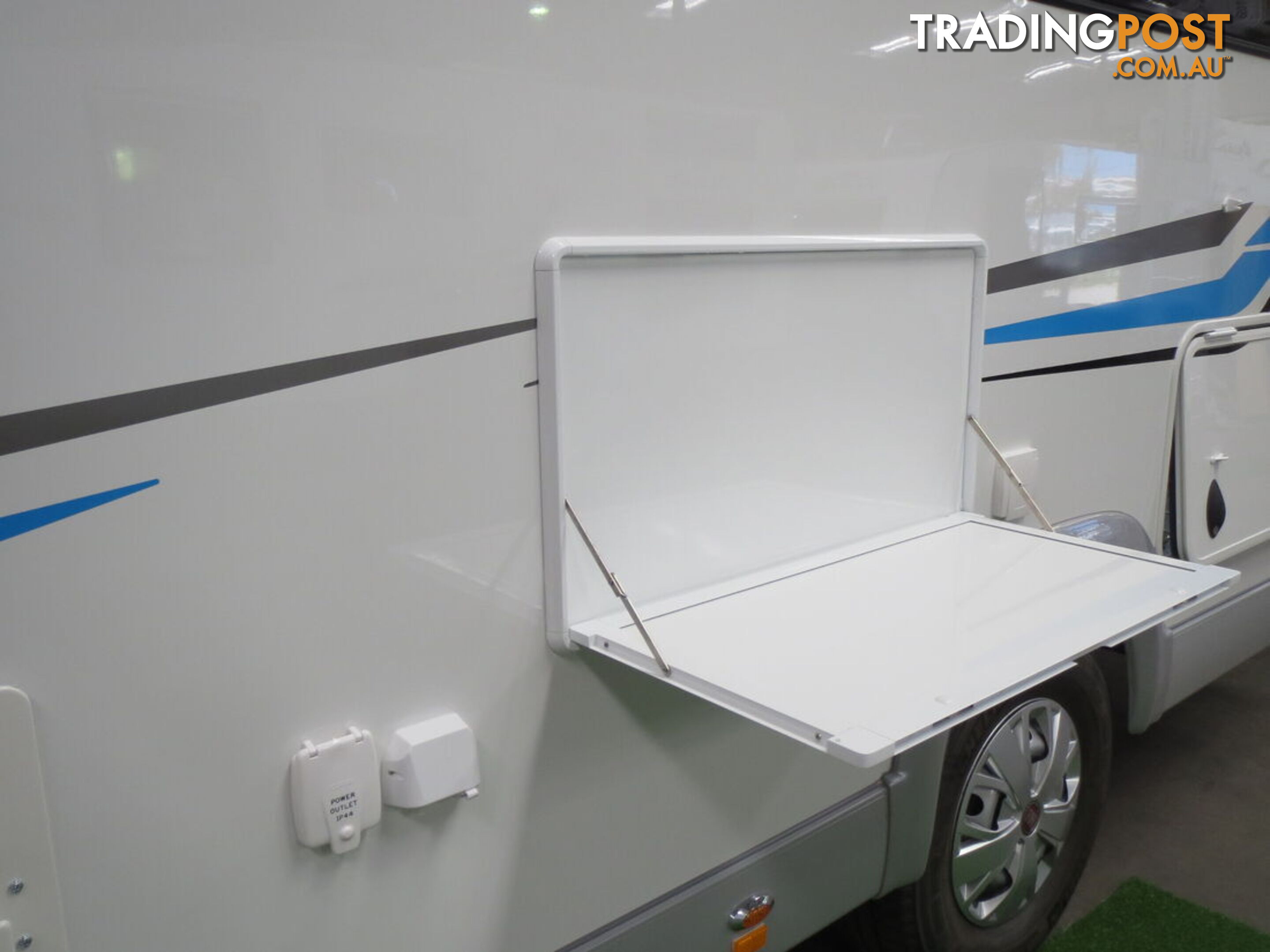 2025 AVAN OVATION M10 LUXURY MOTORHOME